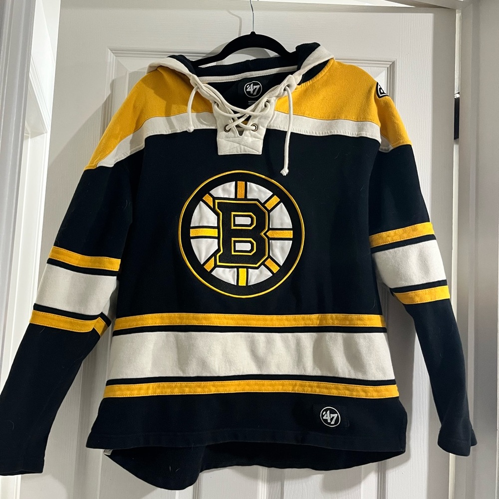47 brand Boston Bruins lace up
